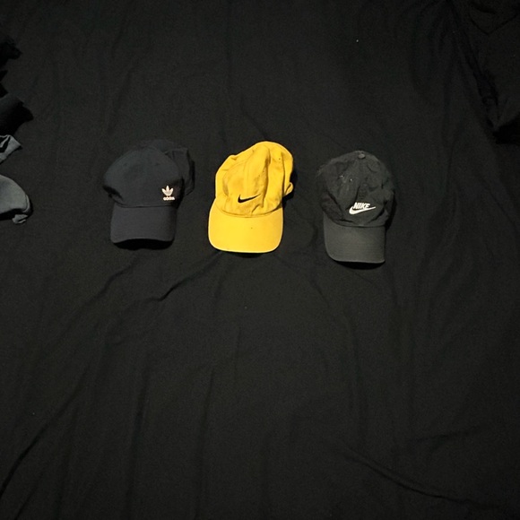 Lot of 3 vintage Caps (Adidas & Nike) - Picture 1 of 1